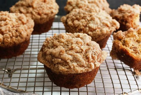 King Arthur Flour's Banana Crumb Muffins Recipe - NYT Cooking