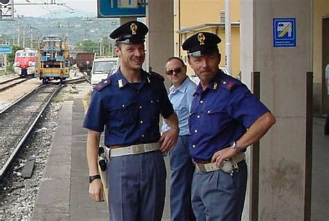 Fermati I Ladri Di Biciclette Alla Stazione