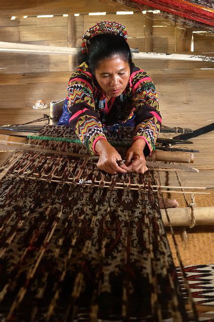 Tnalak Weaving Near Lake Seto Philippines Weaving Traditional