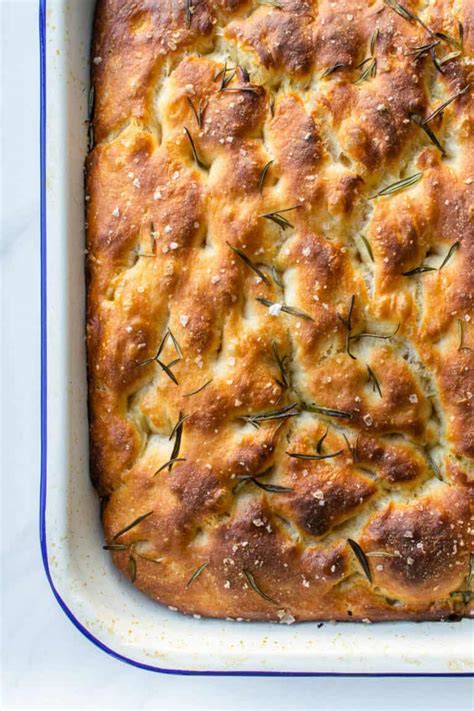 No Knead Focaccia Crazy Easy Cooking With Ayeh