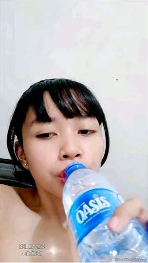 Watch Haiya Bigtits Asian Indonesian Asian Porn Spankbang