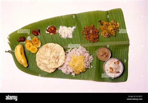 SADYA TRADITIONAL KERALA FEAST Stock Photo: 7887938 - Alamy