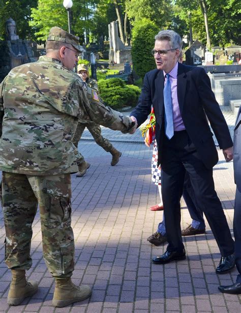 Lt. Gen. Hodges participates in "America Days" festival in Ukraine | Article | The United States ...