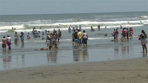 Familias Disfrutaron El Fin De Semana Largo En Pochomil Y Masachapa