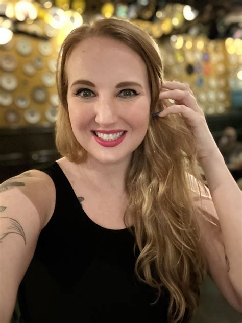 Thirsty Thursday : r/Missredvegan