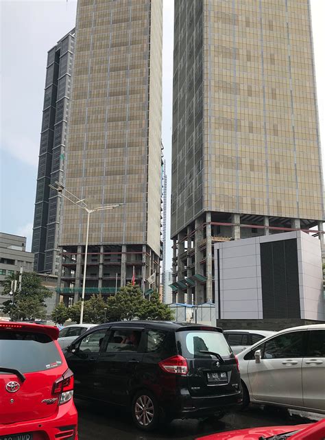 雅加达 Indonesia 1 Towers 303m X 2 994ft X 2 64 Fl 60 Fl 在建 第