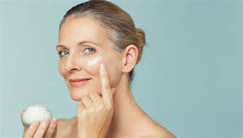 Secretos Para Una Piel Radiante Crema Facial Antiarrugas Con Vitamina E