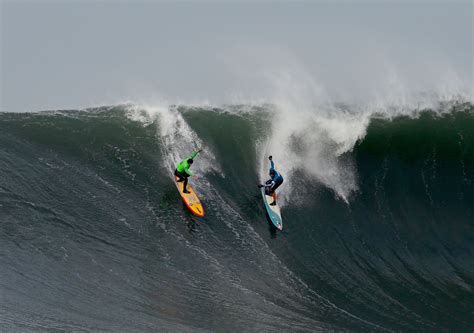 How to See the Mavericks Challenge Surf Contest in California