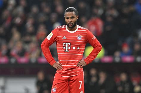 Bayern Munich Hasan Salihamidzic Disappointed With Serge Gnabry