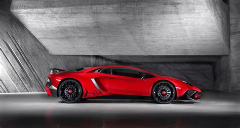 Lamborghini Aventador Lp Sv Is The Fastest Production Lambo