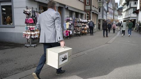 Wahlen Rechtsruck bei Schweizer Parlamentswahl Debakel für Grüne