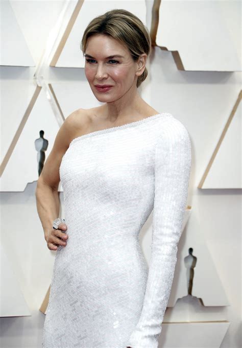 Renée zellweger usa o penteado mais lindo para uma noiva no Oscar