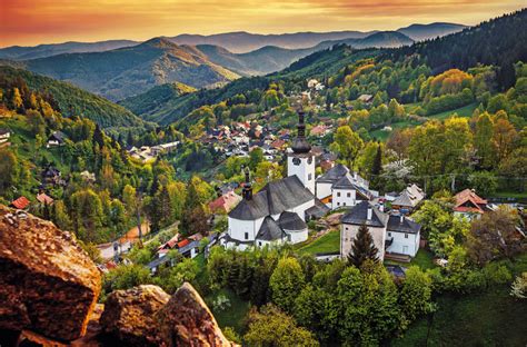 Špania Dolina, Slovakia : r/VillagePorn