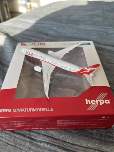 HERPA MINIATURMODELLE 1 500 Qantas 100th Anniversary Boeing 787 9