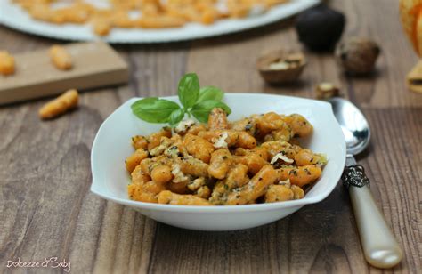 Gnocchi Di Zucca Con Pesto E Noci Ricetta Semplice