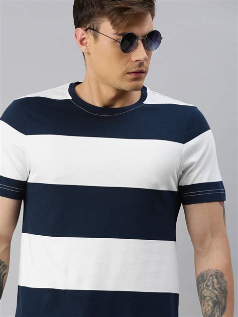 Buy The Roadster Lifestyle Co Men White Navy Blue Striped Round Neck