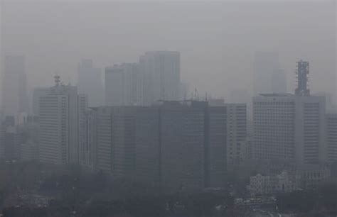 Tokyo Air Pollution Climbs, Approaches Government Alert Levels ...