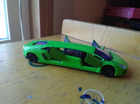 Lamborghini Aventador Sports Car Plastic Model Car Kit 1 24 Scale 12397 Pictures By