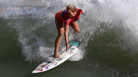 Life Lessons Through Sport: Bethany Hamilton on surfing after a shark ...