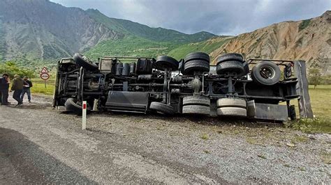 Hakkari De Yak T Tankeri Yan Yatt