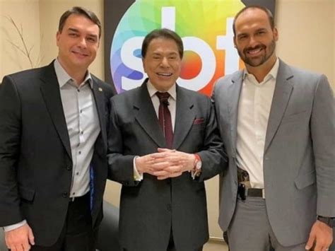 Eduardo Bolsonaro gravou programa de Silvio Santos armado Web Rádio