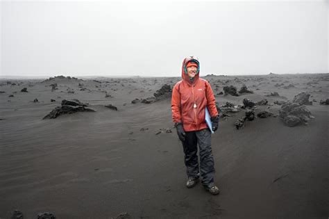 NASA S Artemis II Crew Uses Iceland Terrain For Lunar Training