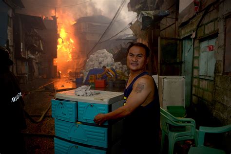 Le Foto Dellincendio Nella Baraccopoli Di Manila Il Post