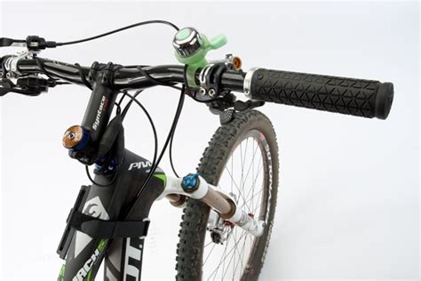 Product Test A Me Heated Mtb Ergo Tri Grips Mountain Bike Action