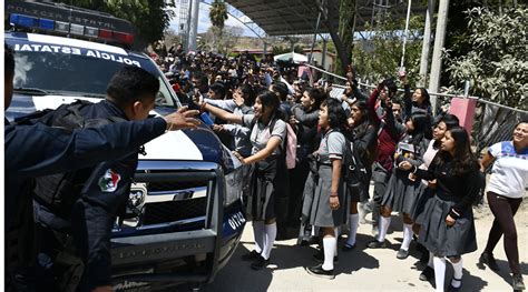 Policía Estatal Detuvo A Profesor Señalado De Acoso Sexual En Cobao