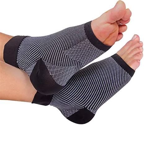 9 Best Ankle Compression Socks - Garage Gym Builder