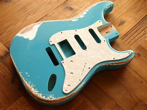 Mjt Stratocaster Type Body Hss Alder Tiffany Blue Heavy Relic