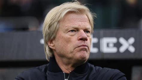 Fc Bayern M Nchen Oliver Kahn Streitet Sich Im Fernsehen Mit Lothar