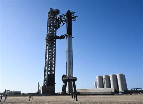 Spacex Tente Son Premier Vol Dessai Pour Starship La Plus Grande Et