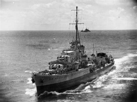 Cv 16 N Class Destroyer Hmas Nestor Underway In The