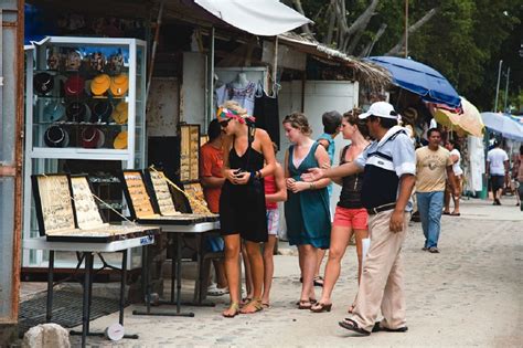 De Cada Turistas Estadounidenses Viaj A M Xico En Peri Dico