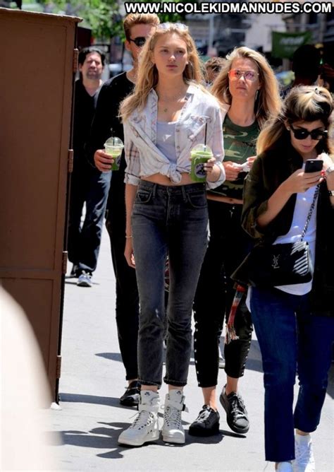 Romee Strijd No Source Paparazzi Jeans Nyc Babe Celebrity Posing Hot