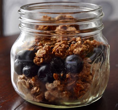 Easy Vegan Overnight Oats With Nutty Granola Clusters Travelynn Eats