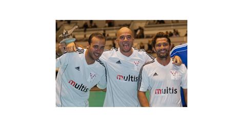 Merwan Rim Pascal Obispo Et Bixente Lizarazu R Unis Pour Un Foot