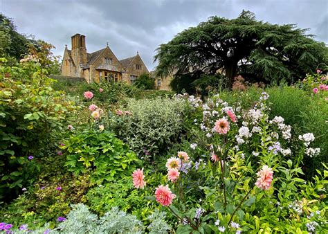 Cool Places Britain | Hidcote Manor Garden | National Trust | Cotswolds AONB • Cool Places Britain