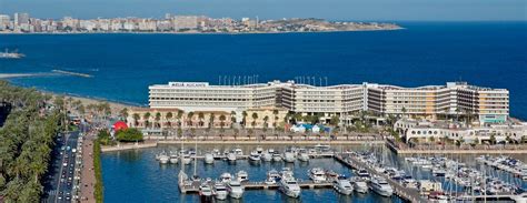 Melia Alicante Hotel, plan the best golf break in Costa Blanca