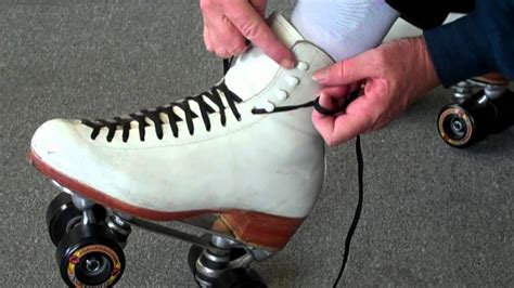 Hows To Lace Artistic Skates Youtube