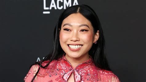 How ‘grandma Became The Subversive” Style Star Of ‘awkwafina Is Nora