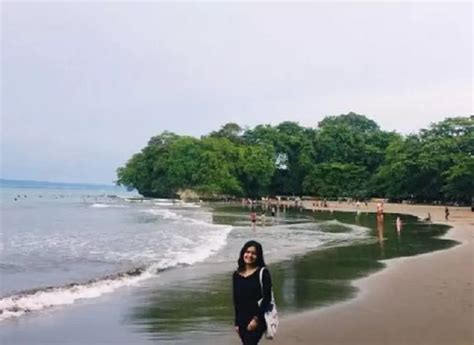 Pantai Batu Karas Pangandaran Jawa Barat Salah Satu Destinasi Wisata