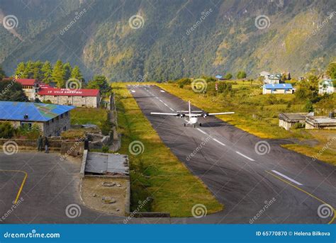 Lukla Airport Nepal Editorial Image Image Of Dangerous 65770870