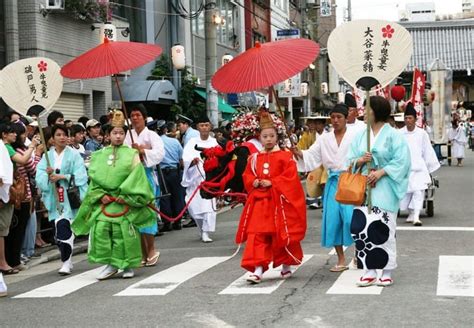 Tenjin Matsuri In Osaka 2019 Festival Events Schedule And Access