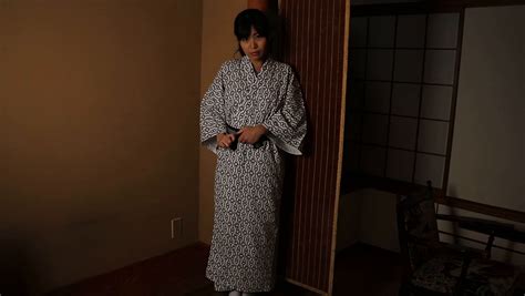 従順衝動 西村禮 bikini model jp