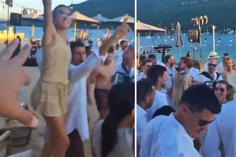 Novak Djokovic and wife Jelena dance on beach at brother Djordje's wedding