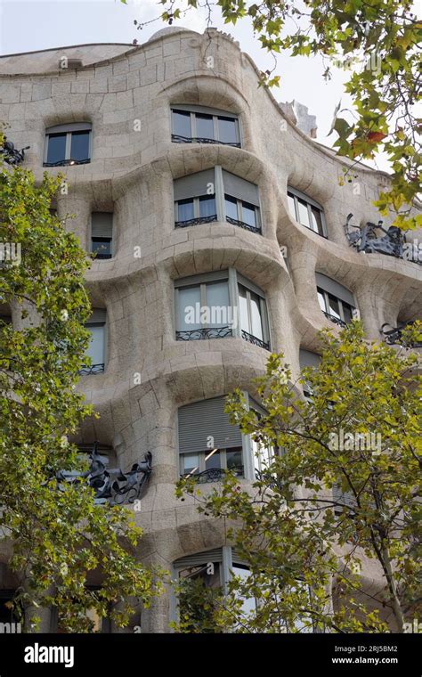 La brillantez arquitectónica de Casa Milá a menudo conocida como La