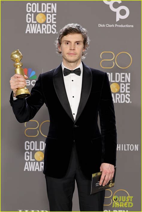 Evan Peters Wins Best Actor For Dahmer At Golden Globes 2023 Photo