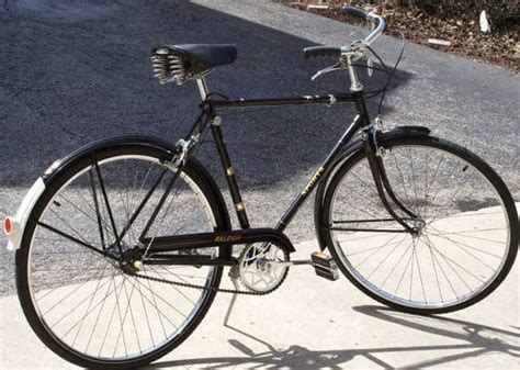 Raleigh Sports English 3 Speed Bicycle